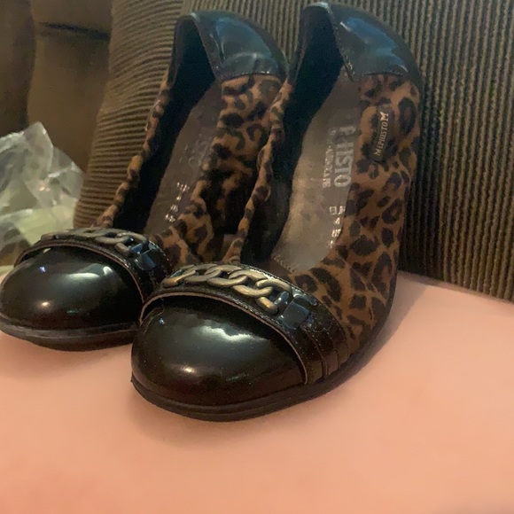 Mephisto Genuine Leather flats NWT - Picture 2 of 5